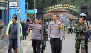 Kapolres Lumajang Lakukan Cek Lokasi TPS Perbatasan