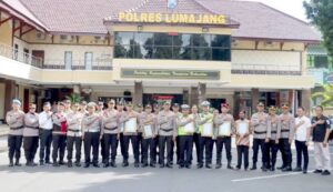 Personil Anggota Polres dan Masyarakat Dapat Reward Dari Kapolres