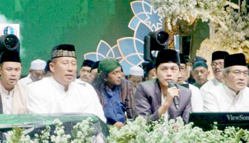 Komandan Korem 072/Pamungkas Hadiri Pengajian Akbar Peringatan 1 Abad Pondok Pesantren Al Falah Ploso Kediri