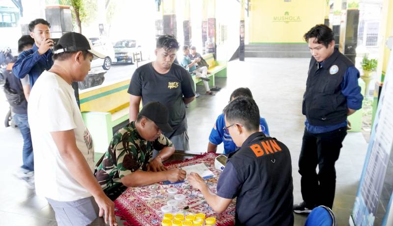 BNN Sleman Gelar Tes Urine dan Pemeriksaan Kesehatan Awak Bus