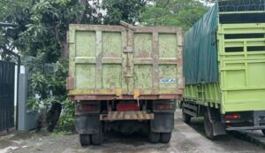 Depan Gedung PMII Sering Jadi Tempat Parkir Truk, Warga Mengeluh