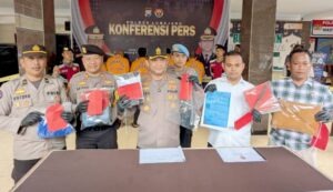 Polres Lumajang Amankan 6 Tersangka dalam Operasi Pekat 2025, Termasuk Kasus Pemerasan Berkedok LSM