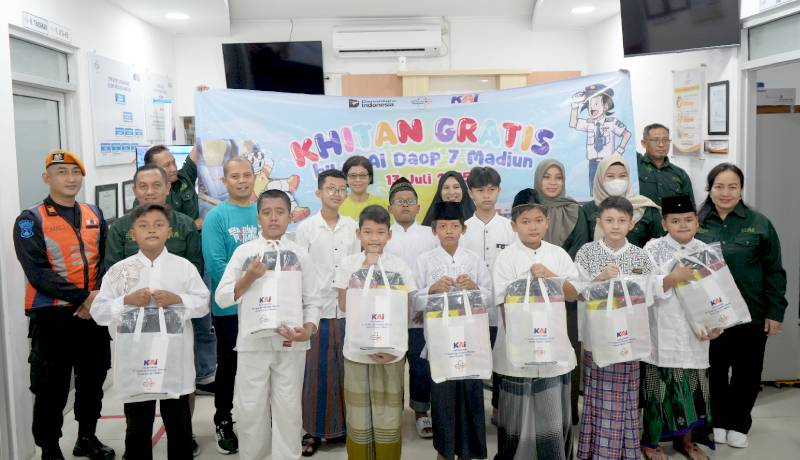 Puncak KAI Mini Fair: Khitan Massal Gratis dan Ragam Kegiatan Edukatif di Stasiun Madiun
